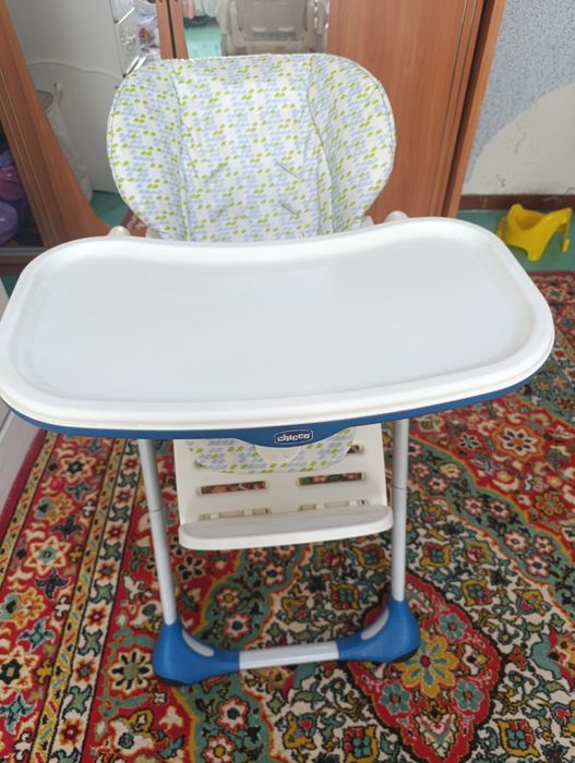 Продам стульчик для кормления