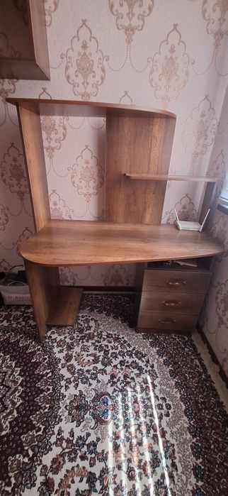 Компьютерный стол Kompyuter stoli sotiladi