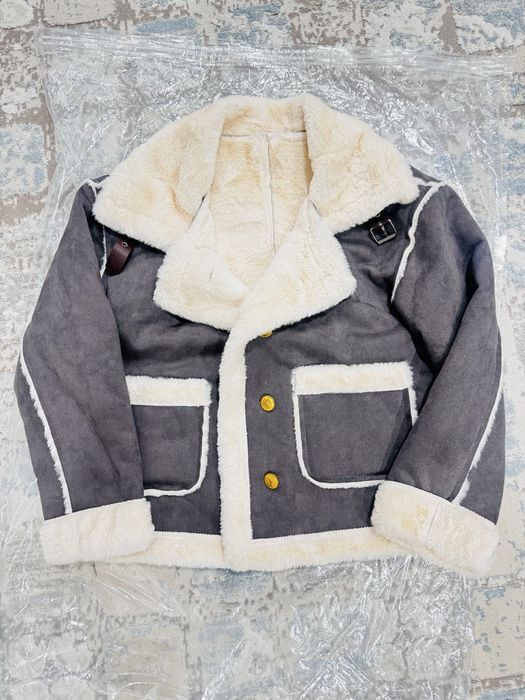 Продам женские куртки