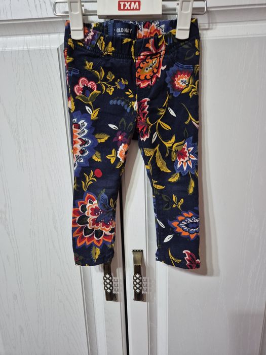 Blugi fetite cu flori