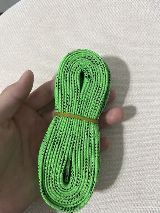 Шнурки для коньков  ……..