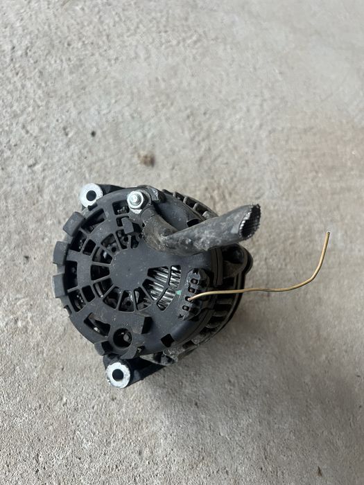 Генератор на мерседес 140А