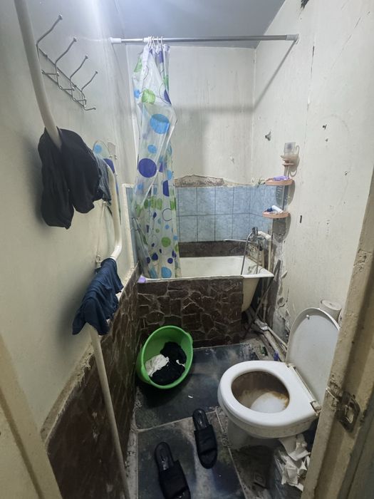 Продается 1 ком на Юнусабад 7 Об П: 42м.кв Можно под ипотеку