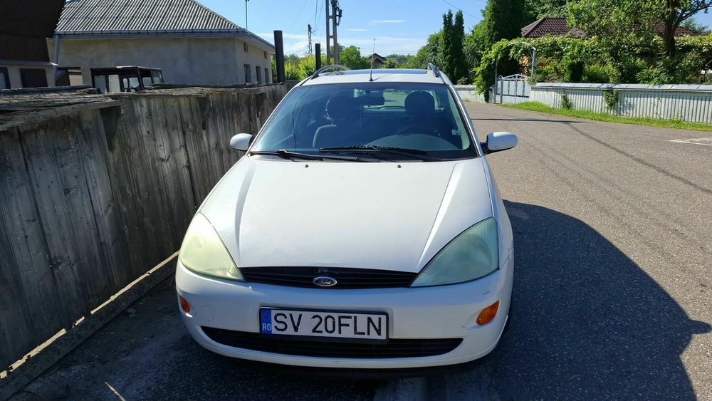 Vând  Ford Focus 2001