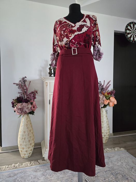 Fusta maxi burgundy, superba, curea proprie in talie