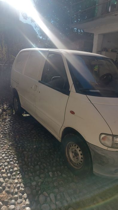NISSAN Unknown Model