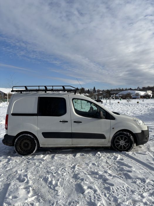 Furgonetă - Peugeot Partner 1.6, 2010, culoare albă, Cisnadie, Sibiu