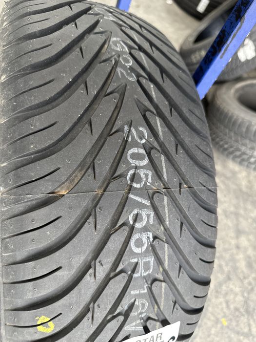 205/55/16 91V Kingstar