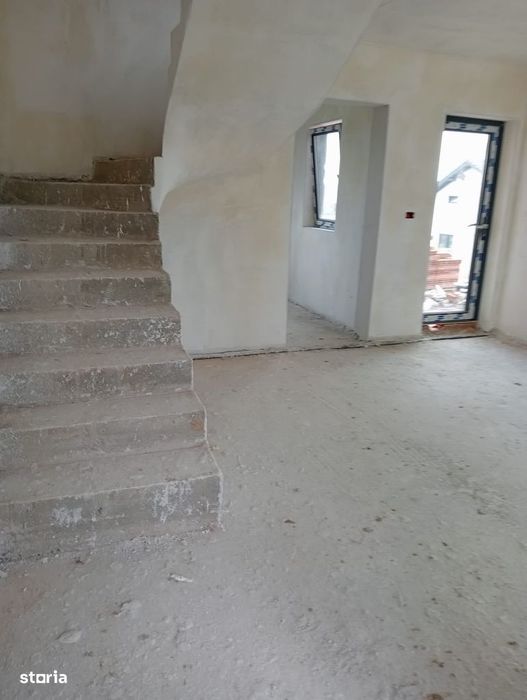 Casă P+M 150 mp cu garaj/toate utilitățile D.va Nord Preț 159.900 Euro