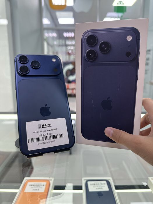 iphone 17 про макс синий 256гб о
