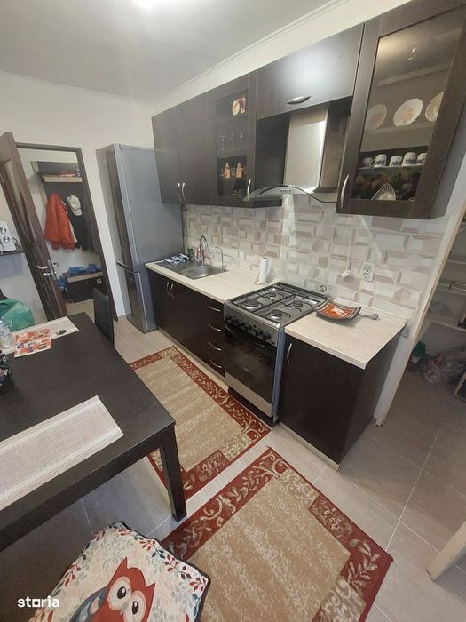 Calea Aradului- 3 camere+living,etaj 2 ,mobilat, 2 băi