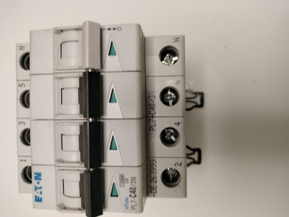 Întrerupător automat Eaton xPole PL7-C63/4, 63A, 4P, 10kA