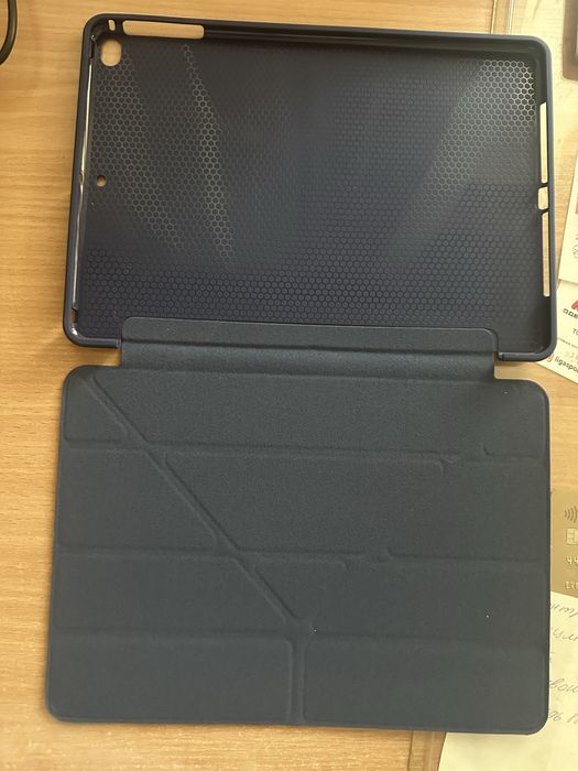 Продам чехол ipad
