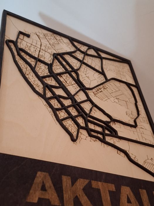 Карта Актау из дерево