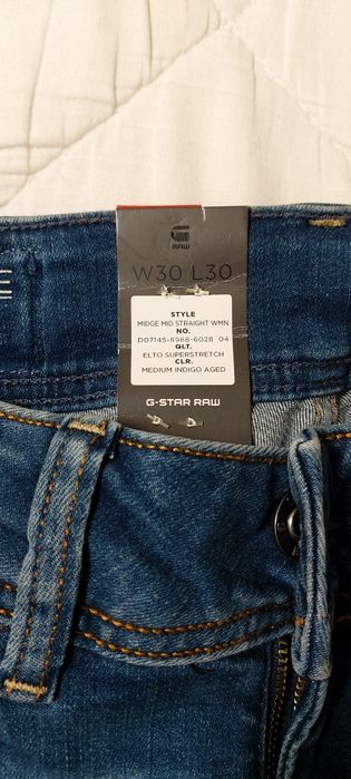 Продам джинсы фирменные