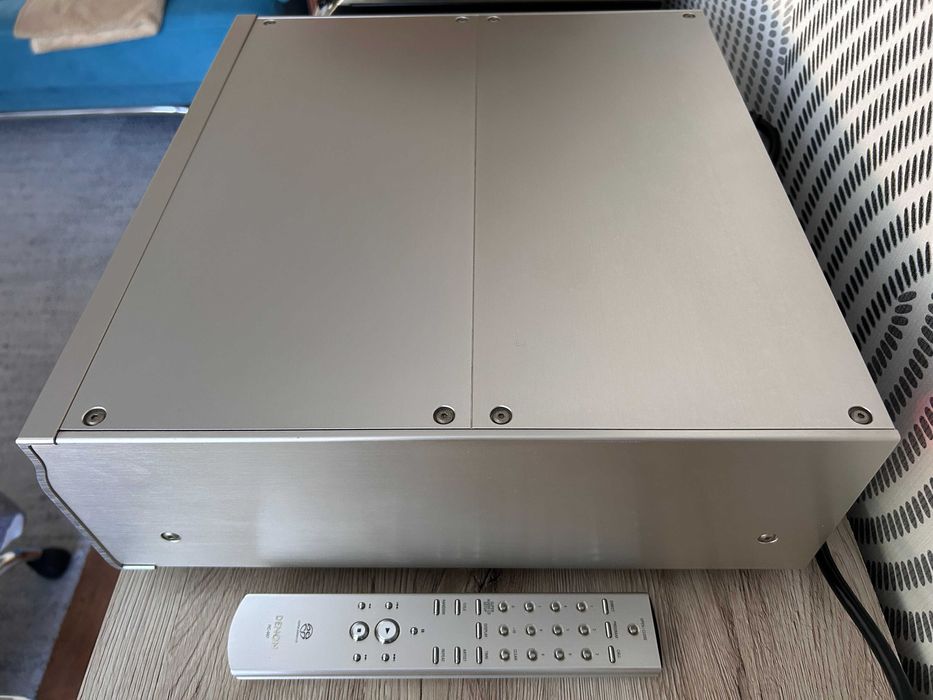 DENON DCD-SA1 - Flagship SACD Player model dual mono DAC/22kg/orig box