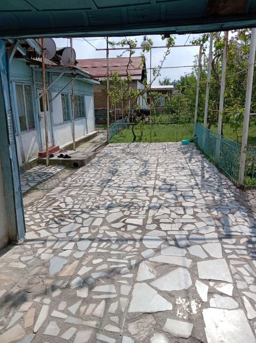 Продаётся дом .Уй сотилади 9.4 сотик