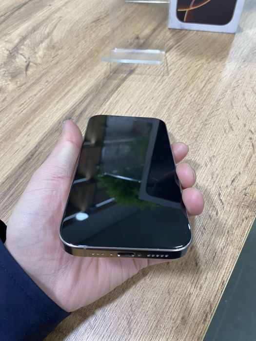 Продам Iphone 16 pro 128gb