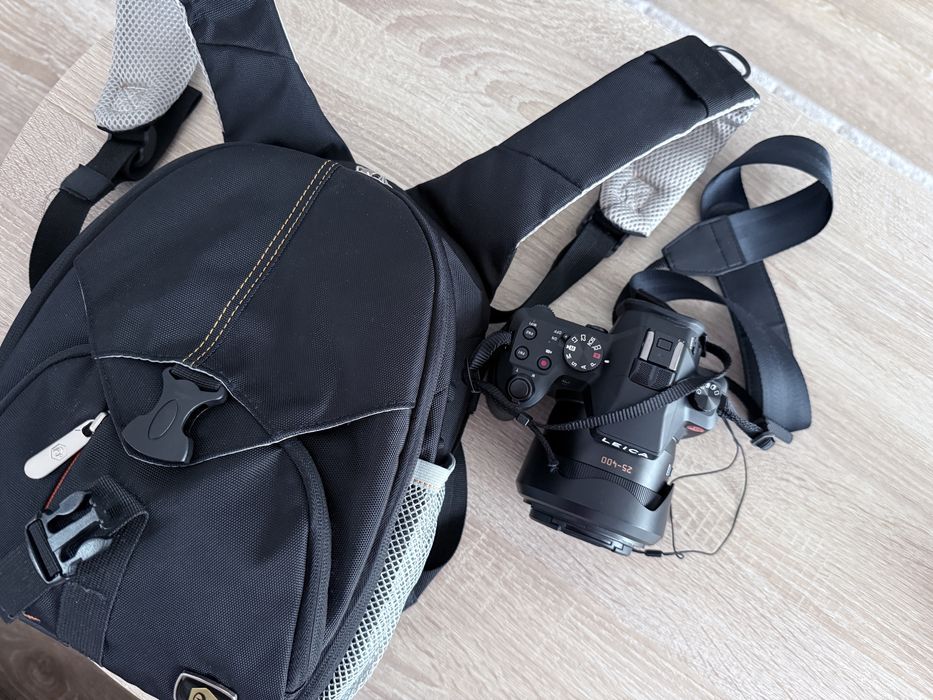 Vând cameră foto Dslr LEICA V-Lux (Typ 114)