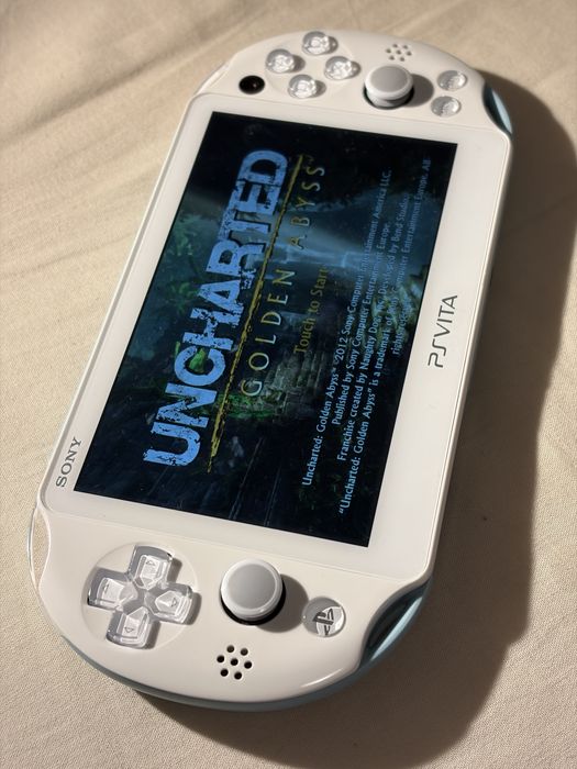 PS Vita Slim 2000
