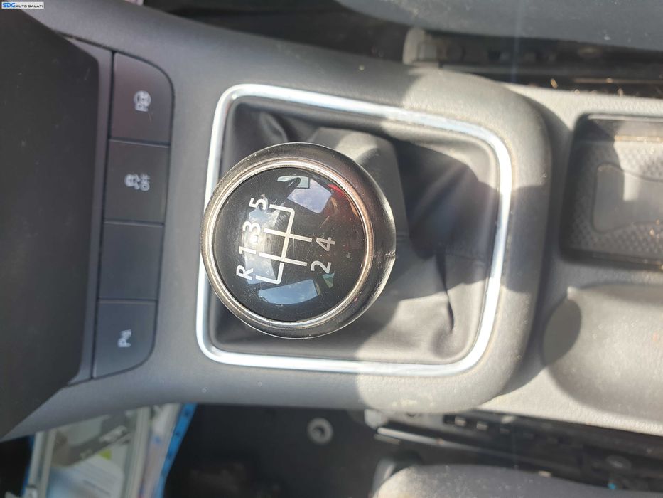 Nuca cu Manson Piele Maneta Schimbator Viteze Volkswagen Golf 5 Plus 2004 - 2008 [K5497]
