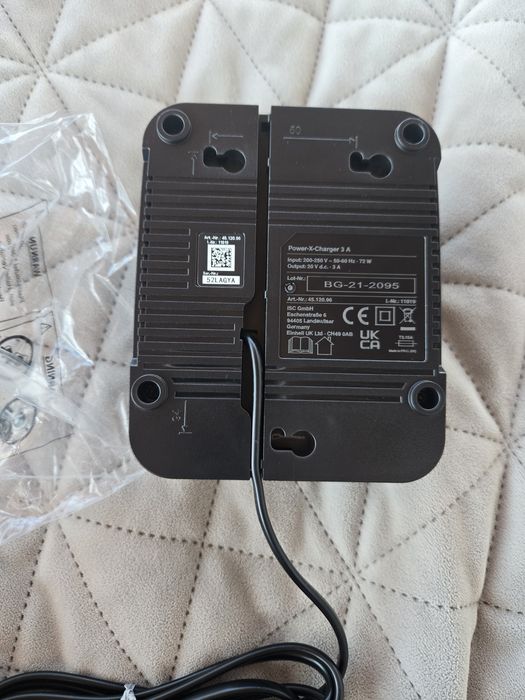Зарядно устройство Eınhell 3A, 20V