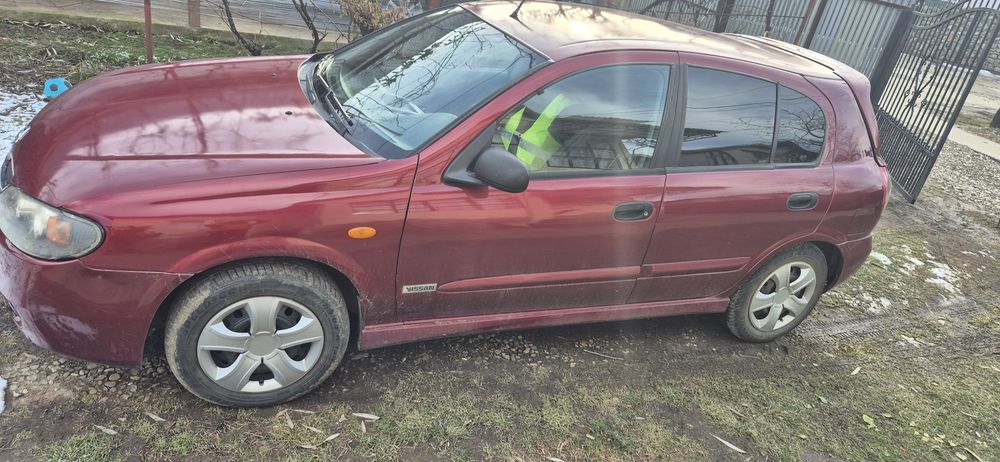 Nissan almera 3000lei