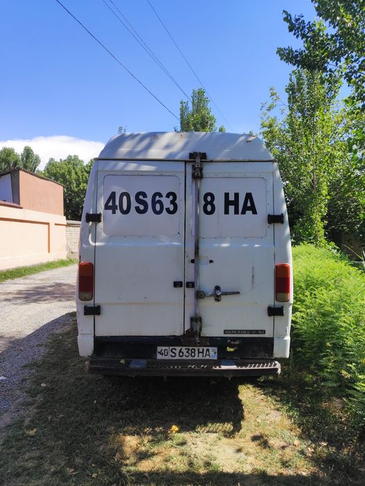 Мерседес Бенс спринтер