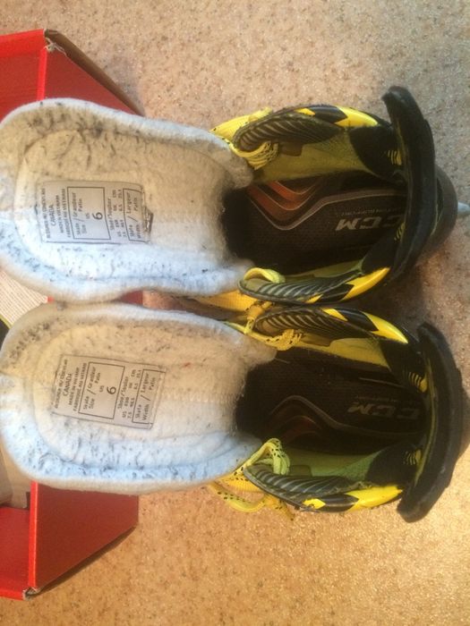 Продам топовые хоккейные коньки CCM SuperTacks