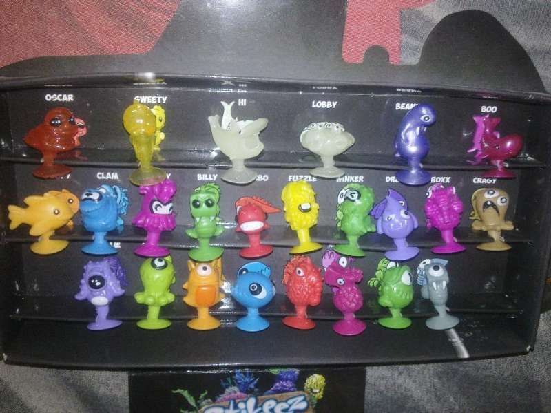 продавам колекции стикита от 2014,2015,2016 и 2017г. ...