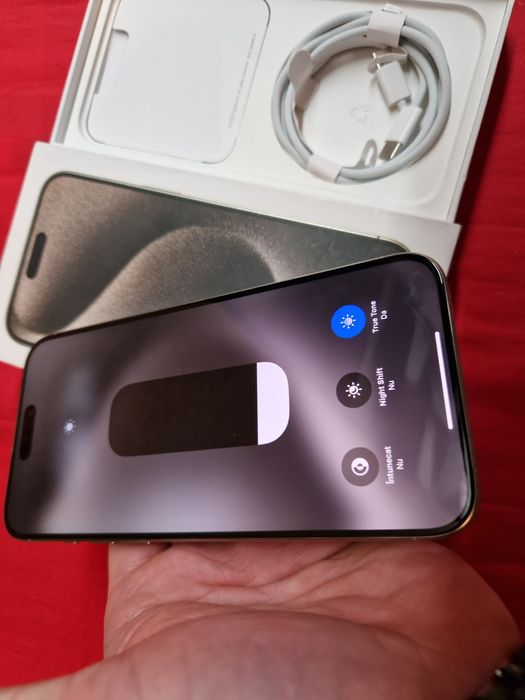 -Iphone 15Pro Max, ca Nou, 256Gb, 8Ram, ireprosabil, Bat:88%-499 ciclu