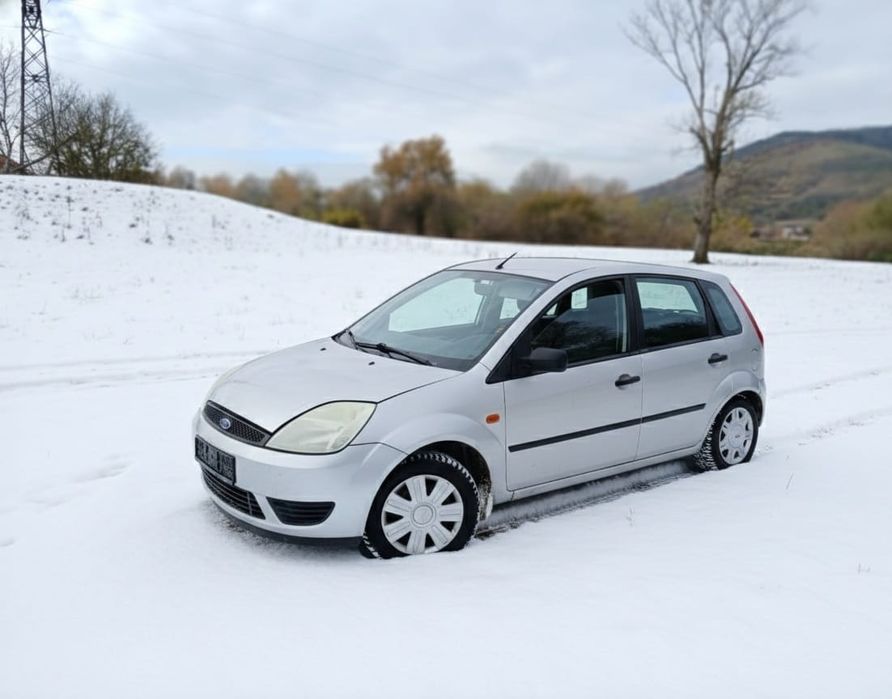 Parc auto

Ford Fiesta 2003 – 1.4 Benzină
 Preț: 850 €


 Înmatriculat