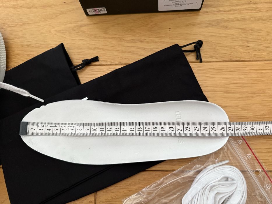 Обувки Vetements