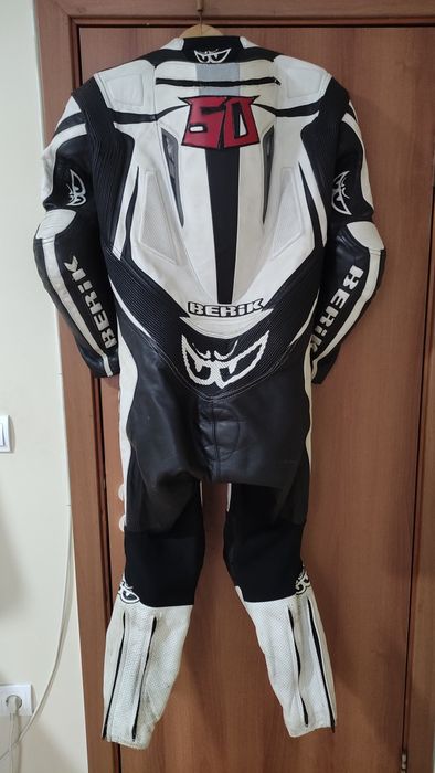 Мото екип Berik 50 ти номер