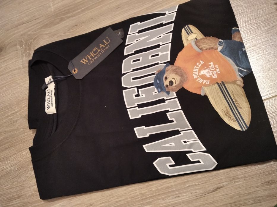 Футболка от бренда Who.A.U