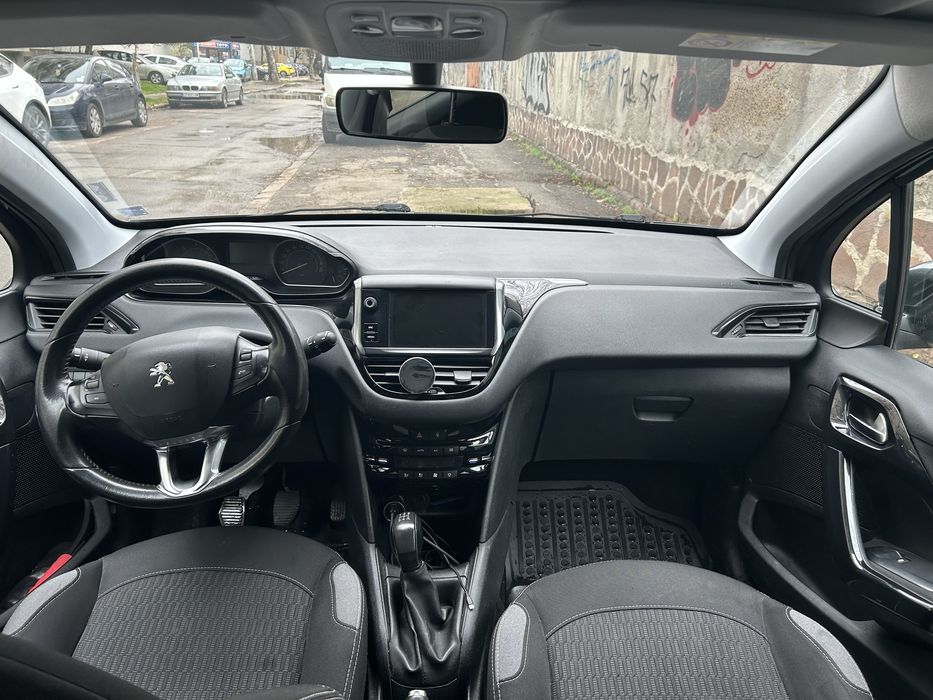 Пежо Peugeot 208 1.6 Facelift 2016 година
