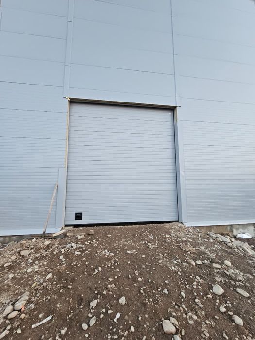 Ангарные секционные ворота Алматы