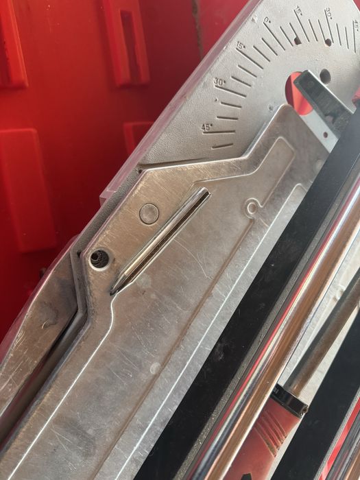 Машина за плочки  RUBI