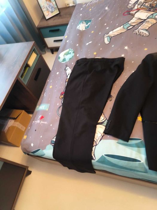 Мъжки костюм в перфектно състояние