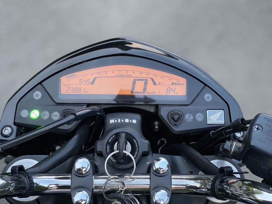 Honda Hornet CB600F 23.000 km!