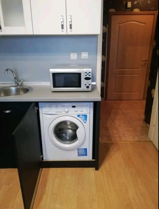 Дава се под наем Двустаен апартамент в Русе, Възраждане - 60 кв.м за 306 € - Снимка #1