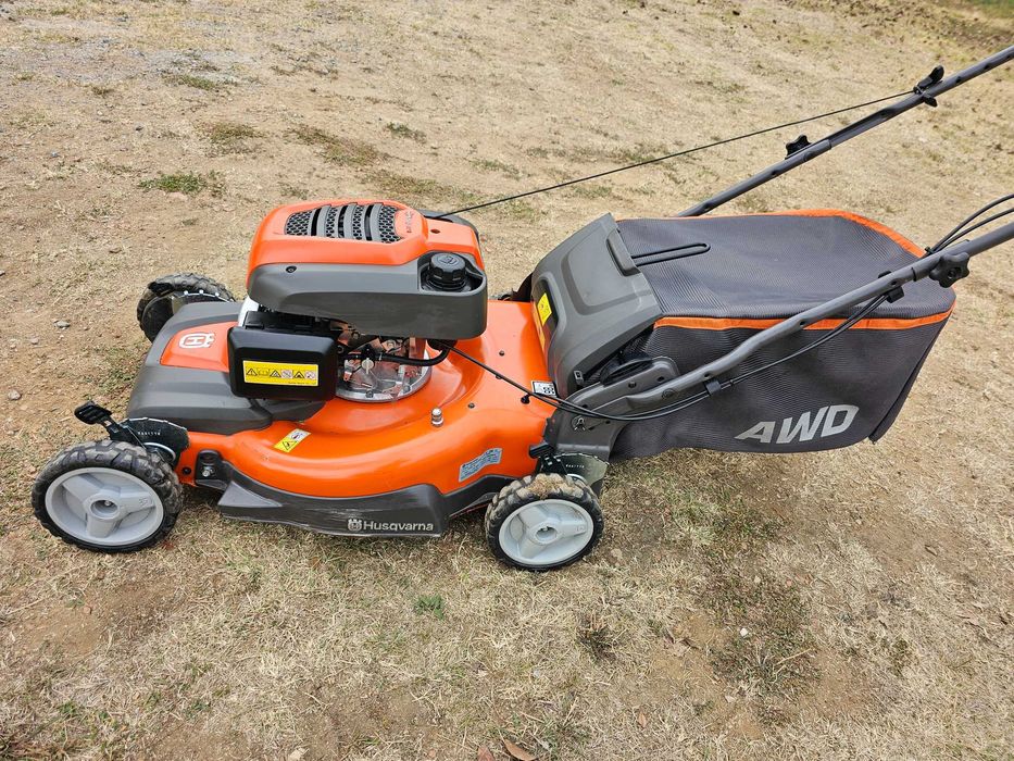 4х4 СамоХодна Косачка HUSQVARNA  .Honda. Като НОВА