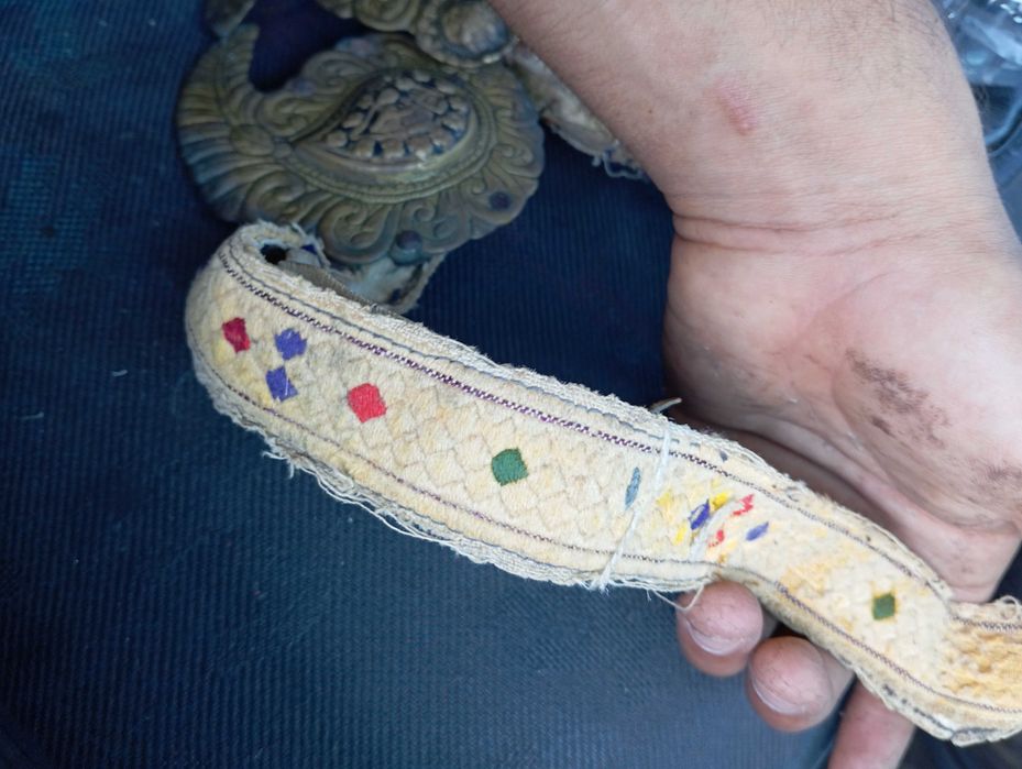 Бронзови Бахти антикварен колан