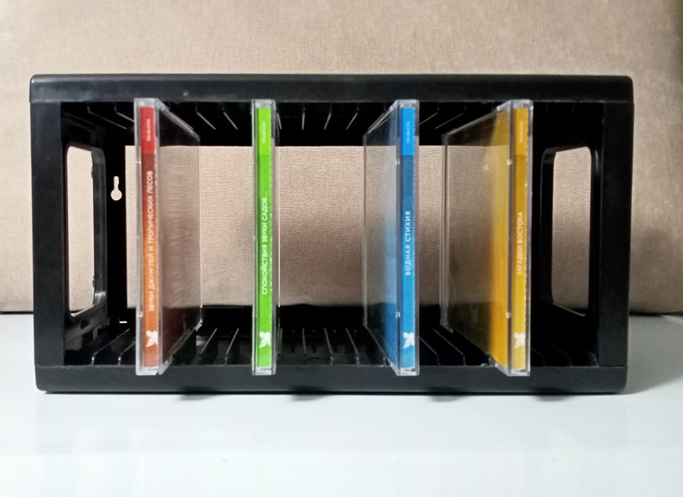 Полка для компакт-дисков