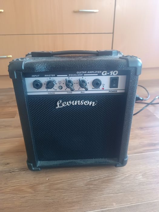 Электрогитара Levinson LS-300