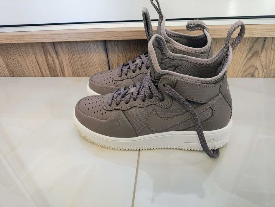 Дамски маратонки Nike, нови, оригинални