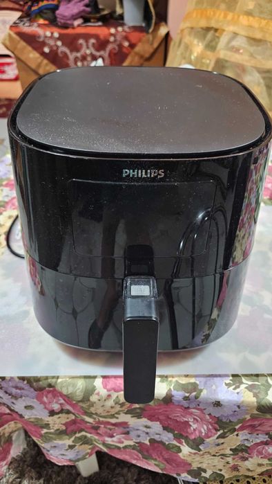 Friteuza cu aer cald Philips Airfryer Essential Collection HD9270/90