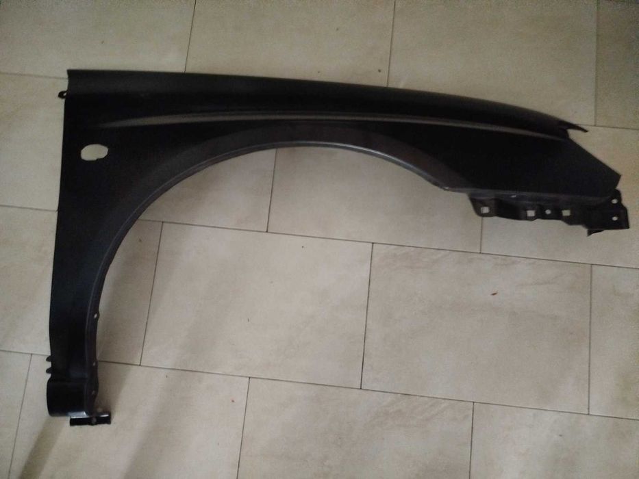 Чисто нов десен калник за Subaru Impreza (2003–2005)