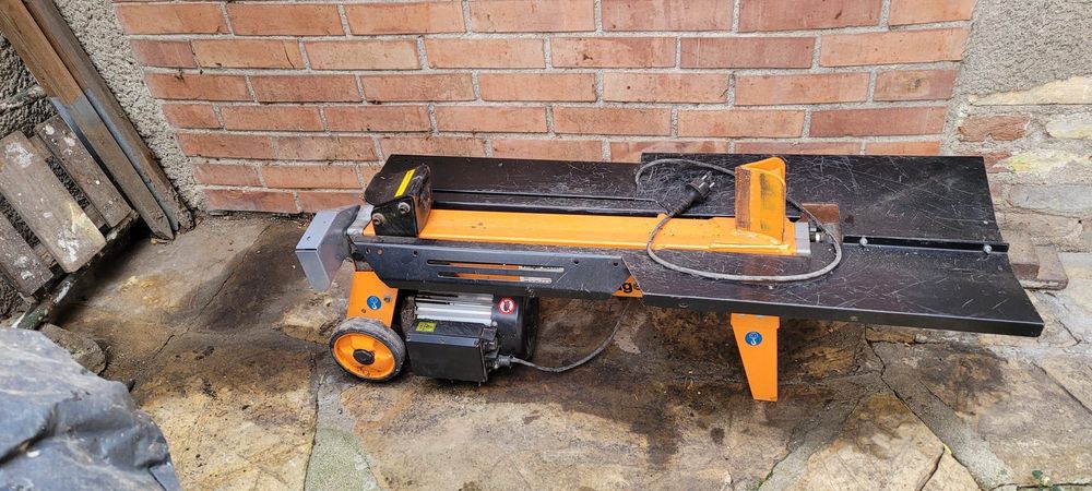 Машина за цепене на дърва Villager HLS 55 T