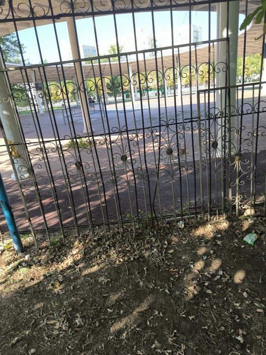 Продам 4 решетки на окна